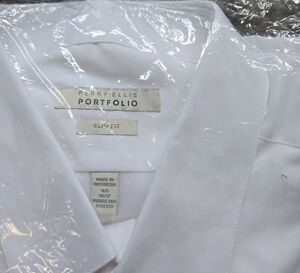 Perry Ellis Portfolio Slim Fit, Wrinkle Free, Stretch Button Down Shirt